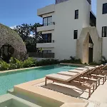 Tropical Escape In A Cozy Paam Cheel Tulum