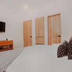 Your Pet-Friendly Getaway W Rooftop, Pool