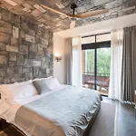 Irie Apartahotel