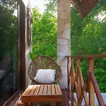 Lagoon Boutique - Luxury Chaman Experience