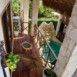 Lagoon Boutique - Luxury Chaman Experience
