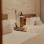 Tuuk: Luxury 5-bedroom With Private Pool And Concierge *