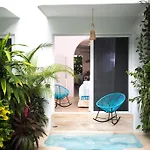 Apartahotel Livetulum 4*