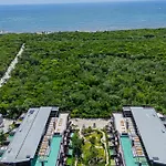 Aparment In The Zone Of