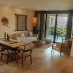 Kaoba Oceanfront Residences