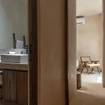 Jungle Apt, Private Pool & Security 24 Apartment