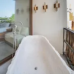 Secluded Jungle Free Access To Club Apartamento *