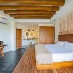 Apartamento Secluded Jungle Free Access To Club
