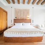 Secluded Jungle Free Access To Club Apartamento