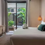 Jungle Apt, Private Pool & Security 24 *