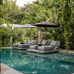 Brutalist 7br Masterpiece Design, Luxury Pool Сasa de vacaciones