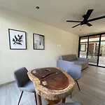 Full Private Pool, 1 Bed, 1 Sofa, 1 Inflatable * Tulum
