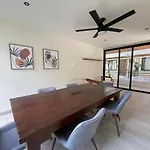 Apartamento Full Private Pool, 1 Bed, 1 Sofa, 1 Inflatable *