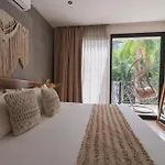 La Boheme Ultra-luxe
