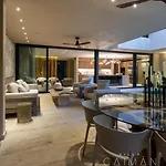 Caimán Villa