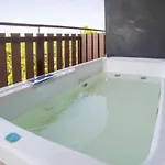 Exclusive Jungle Walking 2 Private Terrace Apartment *