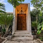 Casa Halo - Mansion, Nightclub, Pool, Sonos, Gated, Staff Tulum