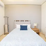 Stylish 2br Free Club *