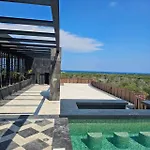 Modern Design Sunny Vibes In Prime Amira District Apartamento