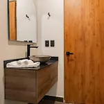Modern Design Sunny Vibes In Prime Amira District Apartamento