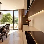 Sleek Penthouse Escape With Rooftop Pool * Tulum