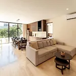 Sleek Penthouse Escape With Rooftop Pool Tulum