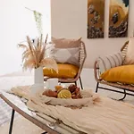 La Veleta Hotel - Trendy Stay - Pool View