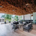 Luxury Penthouse Private Rooftop Pool Concierge