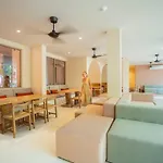 Aflora Townhouse Style - 3br Garden With Private Pool & Huge Common Pool