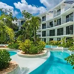 Romantic 1 Bdr At Central Park