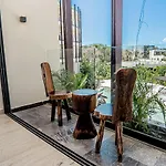 Apartamento Luxurious 6 Minutes From The