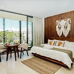 Luxurious 6 Minutes From The Apartamento Tulum