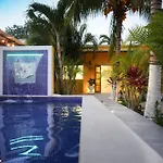 Hacienda La Floresta Cedros