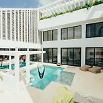 Villa La Coya *