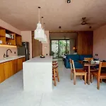 Stylish 3Br Villa With 2 Private Pool & Rooftop