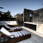 Villa Luxury Trio Villas, 7 Pools, 12 Brs, 32 Pax Tulum