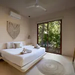 Luxe Ground-floor 3br Jungle Retreat With Plunge Pool Holiday home