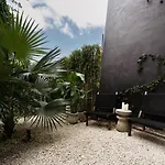 Luxury Trio Villas, 7 Pools, 12 Brs, 32 Pax Villa Tulum