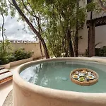 Luxe Ground-floor 3br Jungle Retreat With Plunge Pool Holiday home *