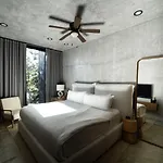 Villa Luxury Trio Villas, 7 Pools, 12 Brs, 32 Pax Tulum