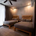 Luxury Trio Villas, 7 Pools, 12 Brs, 32 Pax *