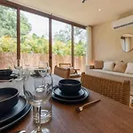 Stylish 2Br Jungle Retreat With Plunge Pool & Rooftop