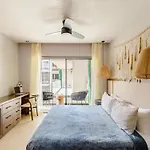 Tulum City Apartments Bakal C