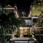 Stylish 3Br Retreat In Serene Luxury Setting