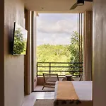 Aflora Opal Luxe Apartment *