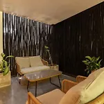 Apartamento Stylish 3br Retreat In Serene Luxury Setting *