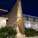 Private Pool New Jungle Apartment King Bed Wifi 603