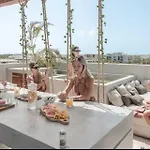 Moonsand Boho Chic Penthouse Pool & Roof *