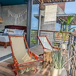 Nuju - Luxury With Pool Jacuzzi And Sauna