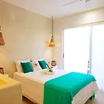 Livetulum Apartahotel
